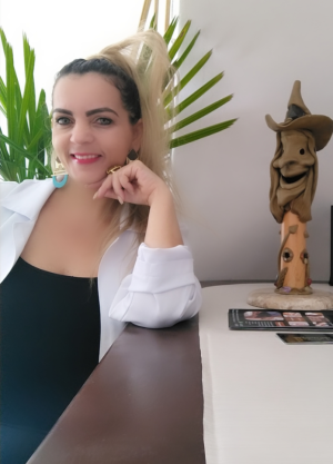 Kali Nandini Massoterapeuta e Esteticista