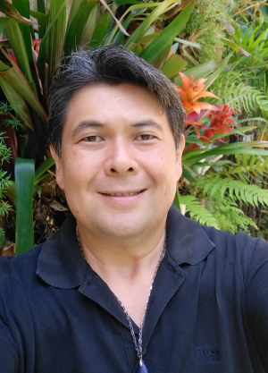 Ricardo Massaji 
Terapeuta e Educador Tântrico