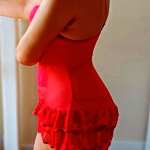 Kamila Morena - Coroa Massagista Profissional