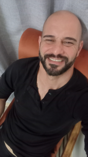 Massoterapeuta Maurício Scaranto