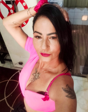 Vicky Ribeiro Massagista Profissional